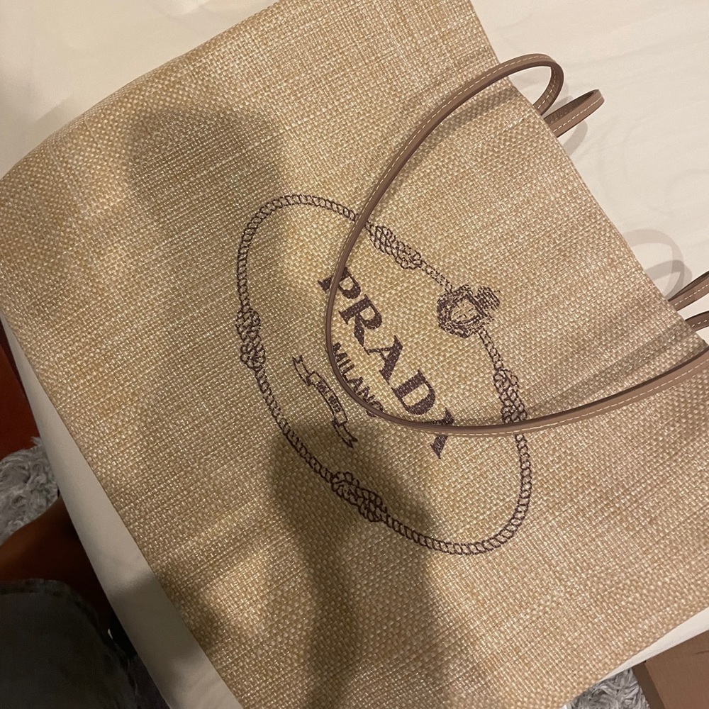 Prada Raffia Tote Bag - Picture 5 of 9